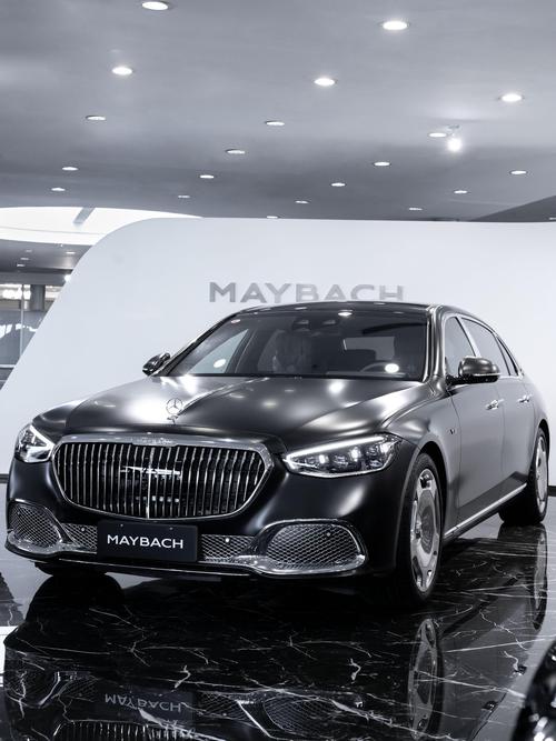 佛山328岚图汽车的售后服务让用户无忧出行，迈巴赫未来的豪华车趋势